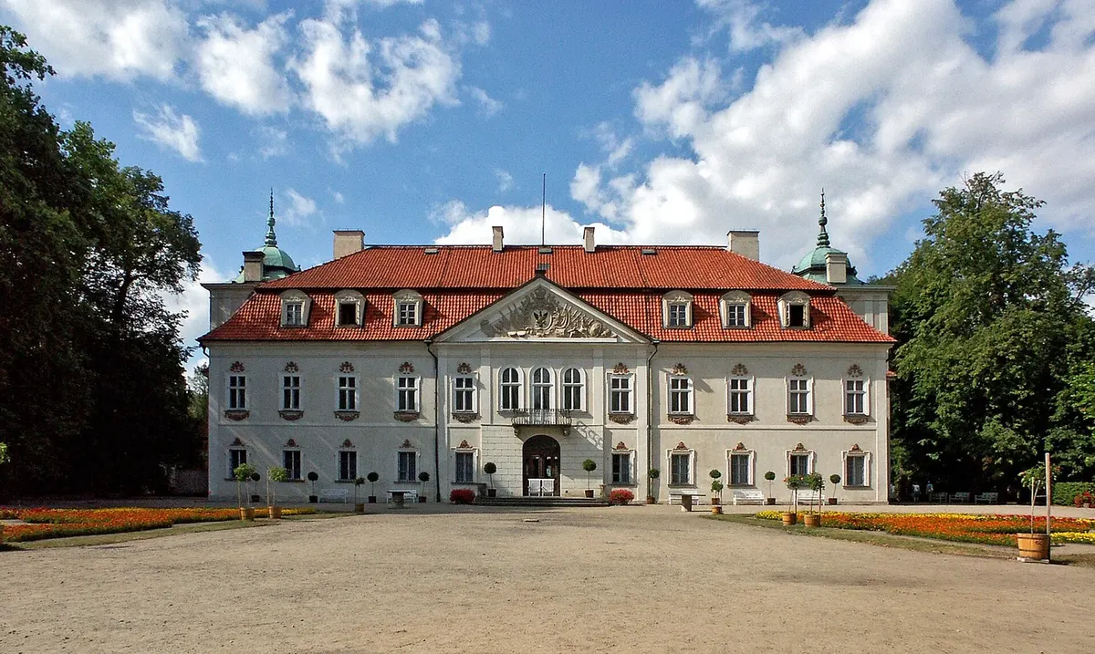 Nieborów atrakcje: jak czytać historię pałacu i kolekcji