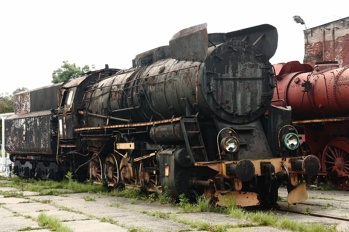Parowozownia Skierniewice – historia kolei i zwiedzanie